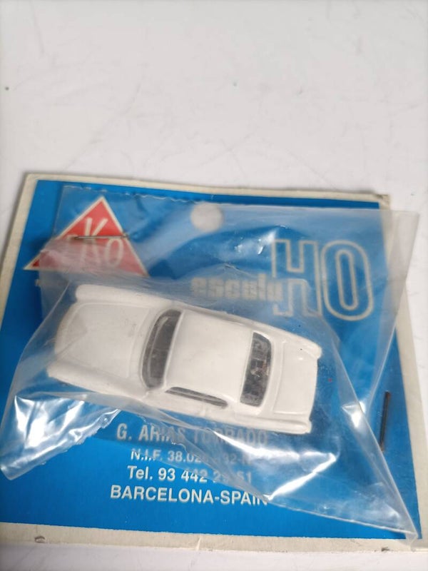 5#2326 Volvo P1800 wit H0