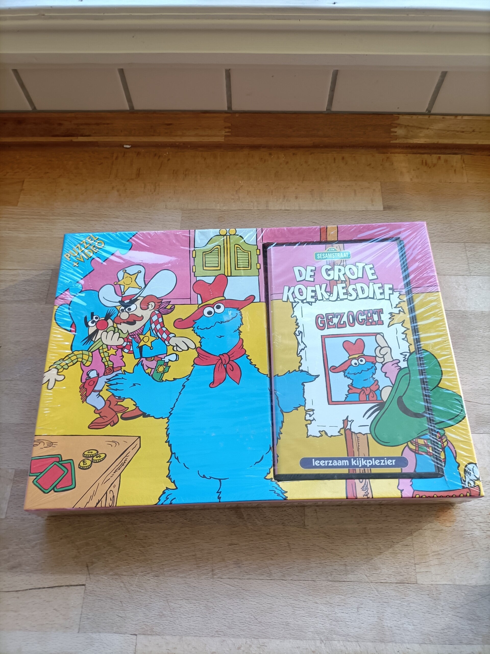 2#2451 Sesamstraat Puzzel en video