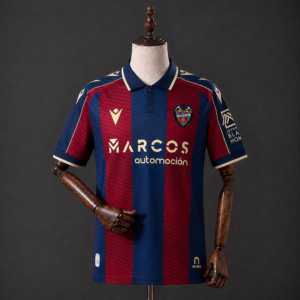 LEVANTE 25/26