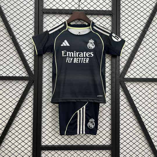 REAL  MADRID NEGRA