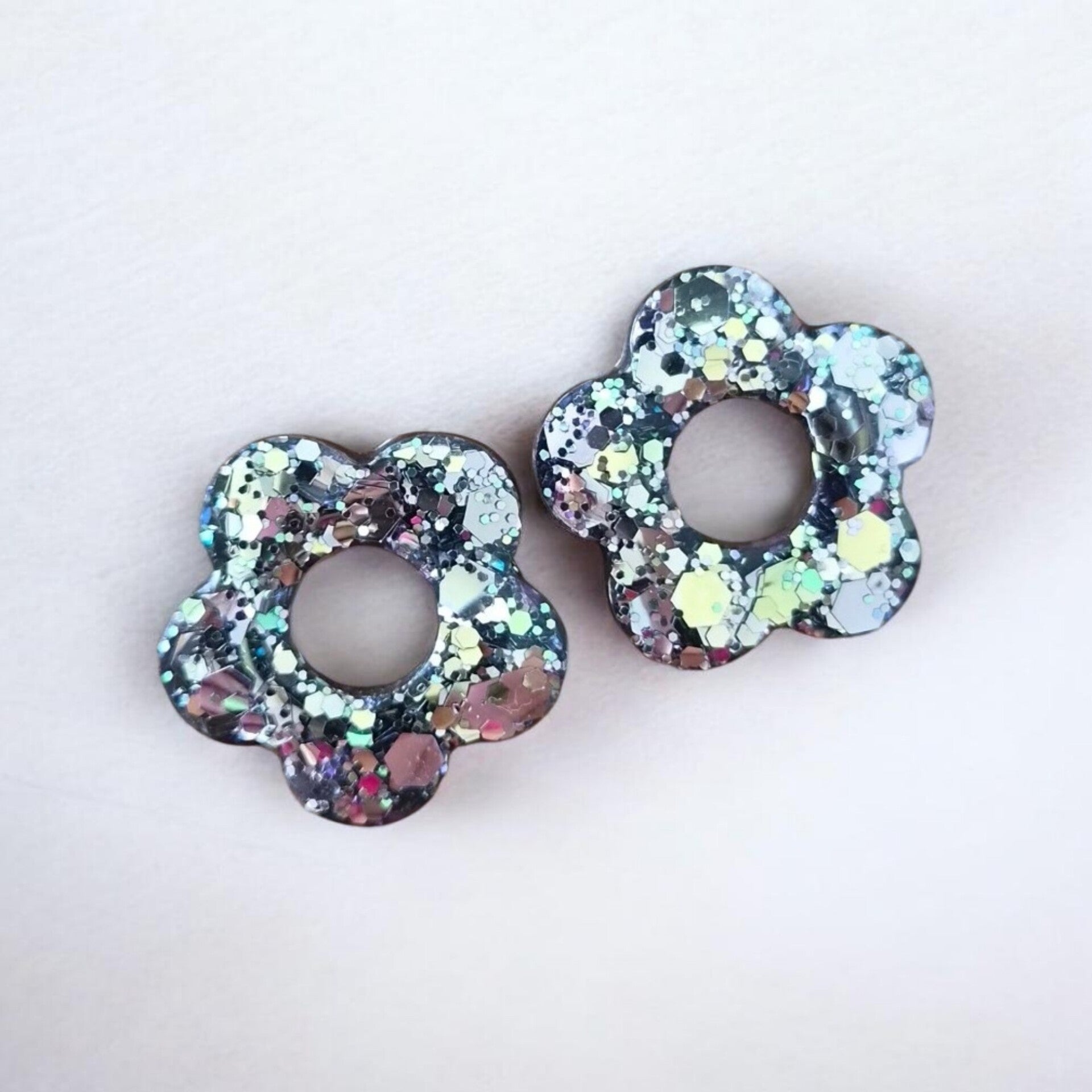 Pampilles fleurs résines vert holographique