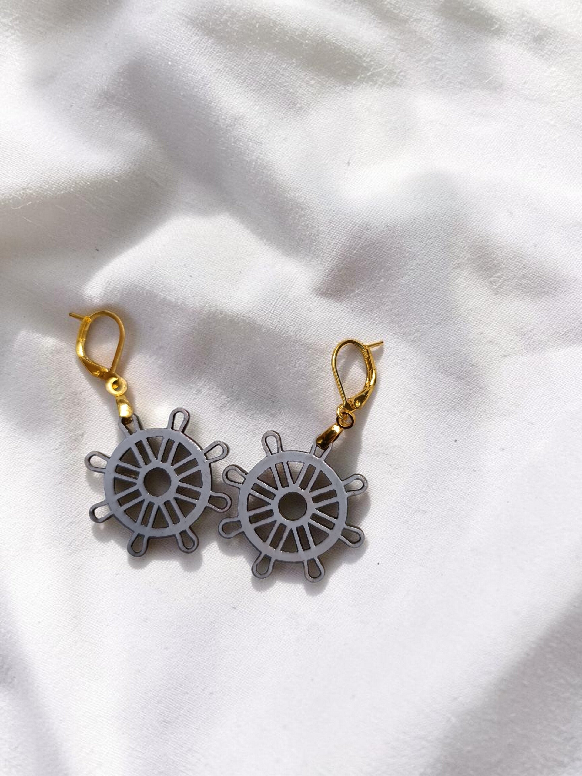 Boucles d’oreilles « Gouvernail »
