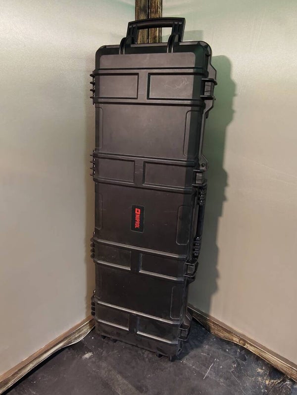 Nuprol Hardened rifle case, BLACK (USED) (GOOD CONDITION)