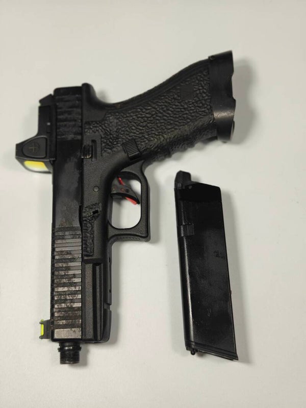 G17 (used) (GOOD CONDITION)