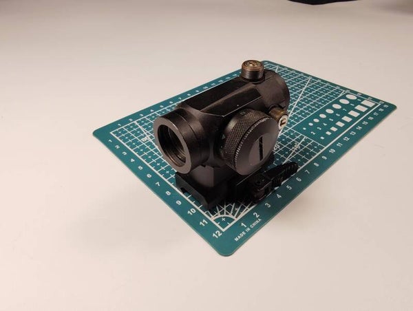 Red dot with sight raiser with sight raiser (USED) (GOOD CONDITION)