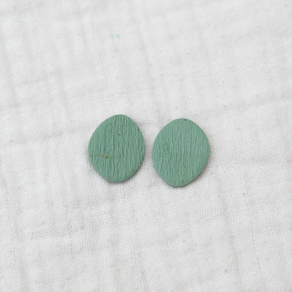 Oy oorstekers (studs) ~ mint