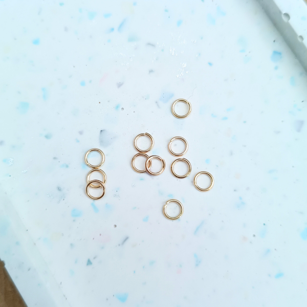 jumpring 5mm licht goudkleurig | gesloten splitring