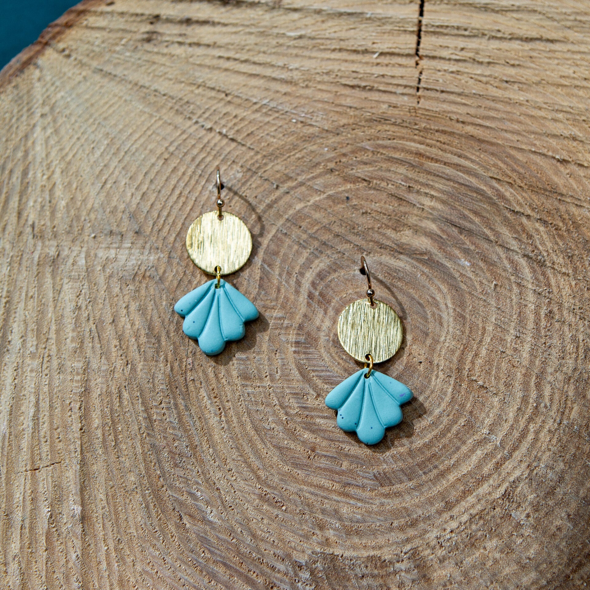 Skall small ~ mint & messing