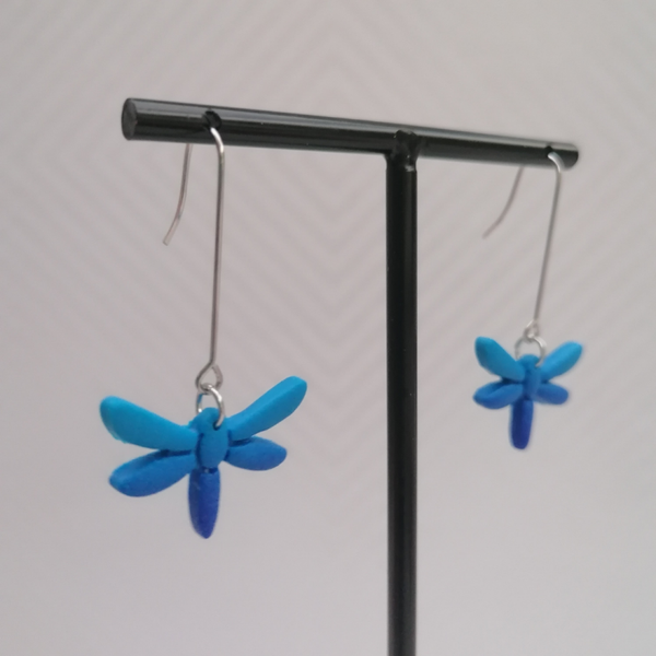Libelle oorbellen ~ blauw