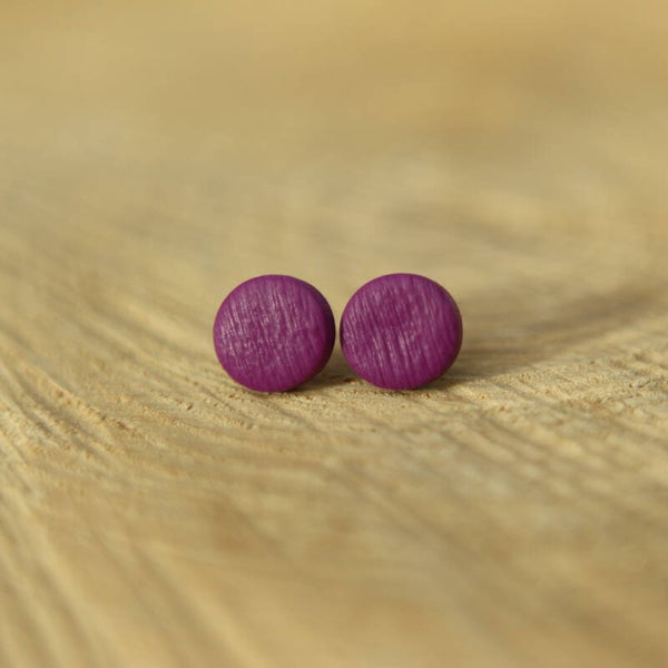 Runa studs ~ purper
