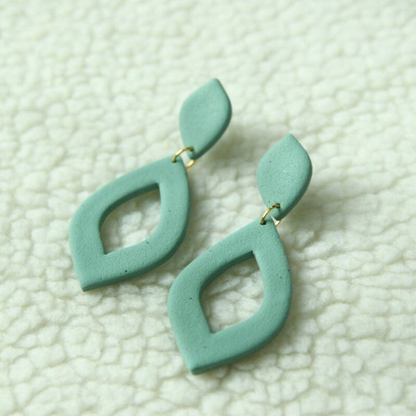 Basics ~ Smyl XL ~ mint