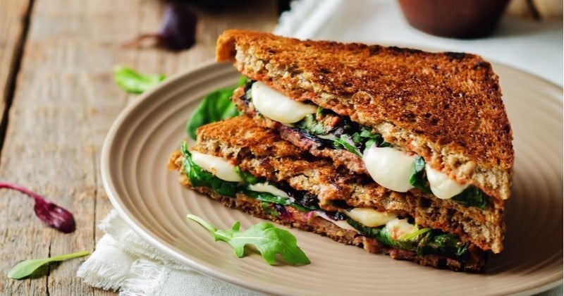 Le Club Veggie frites ou salade