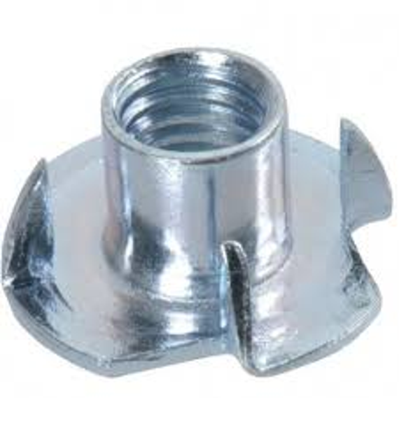 Inslagmoer staal verzinkt M6 - lengte 14mm - diameter 19mm - per stuk
