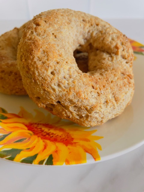 Small Batch Cottage Cheese Honey Wheat Bagels / Breads & Doughs / RECIPES | dontweightup