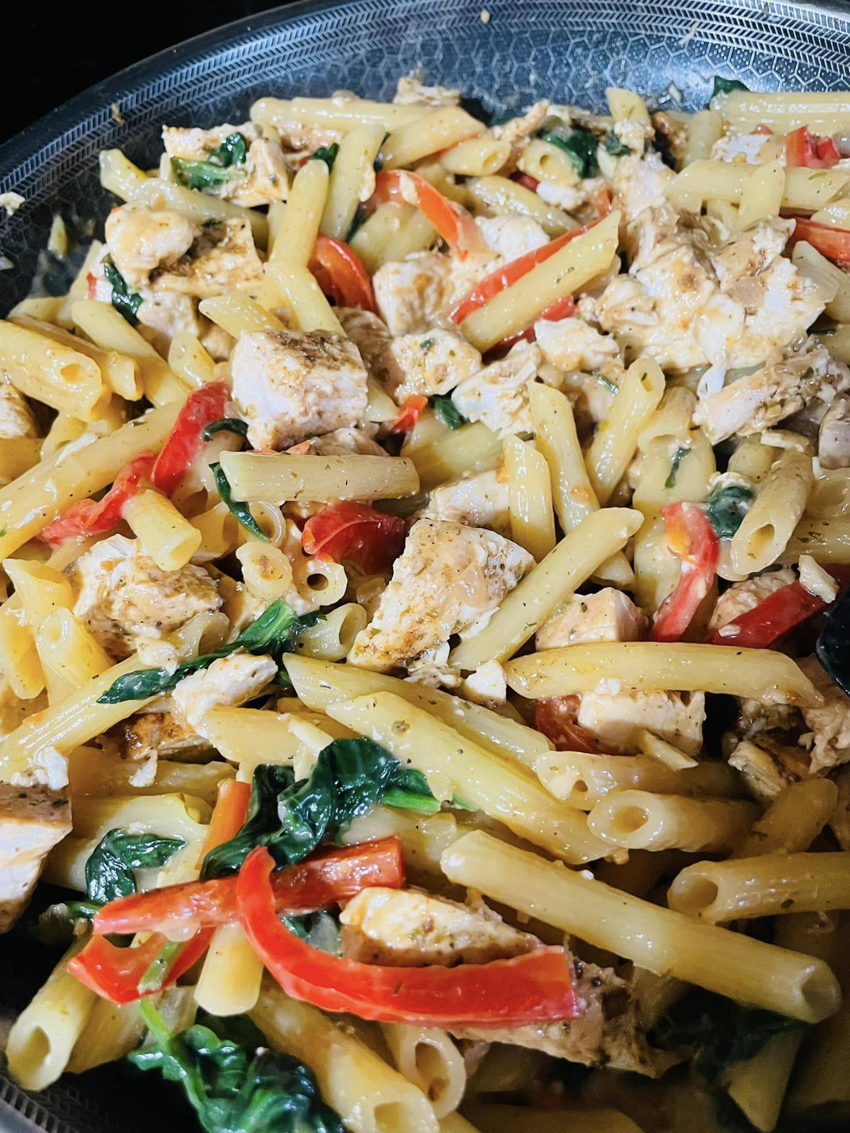 Chicken Penne Pasta / Chicken Recipes / RECIPES | dontweightup