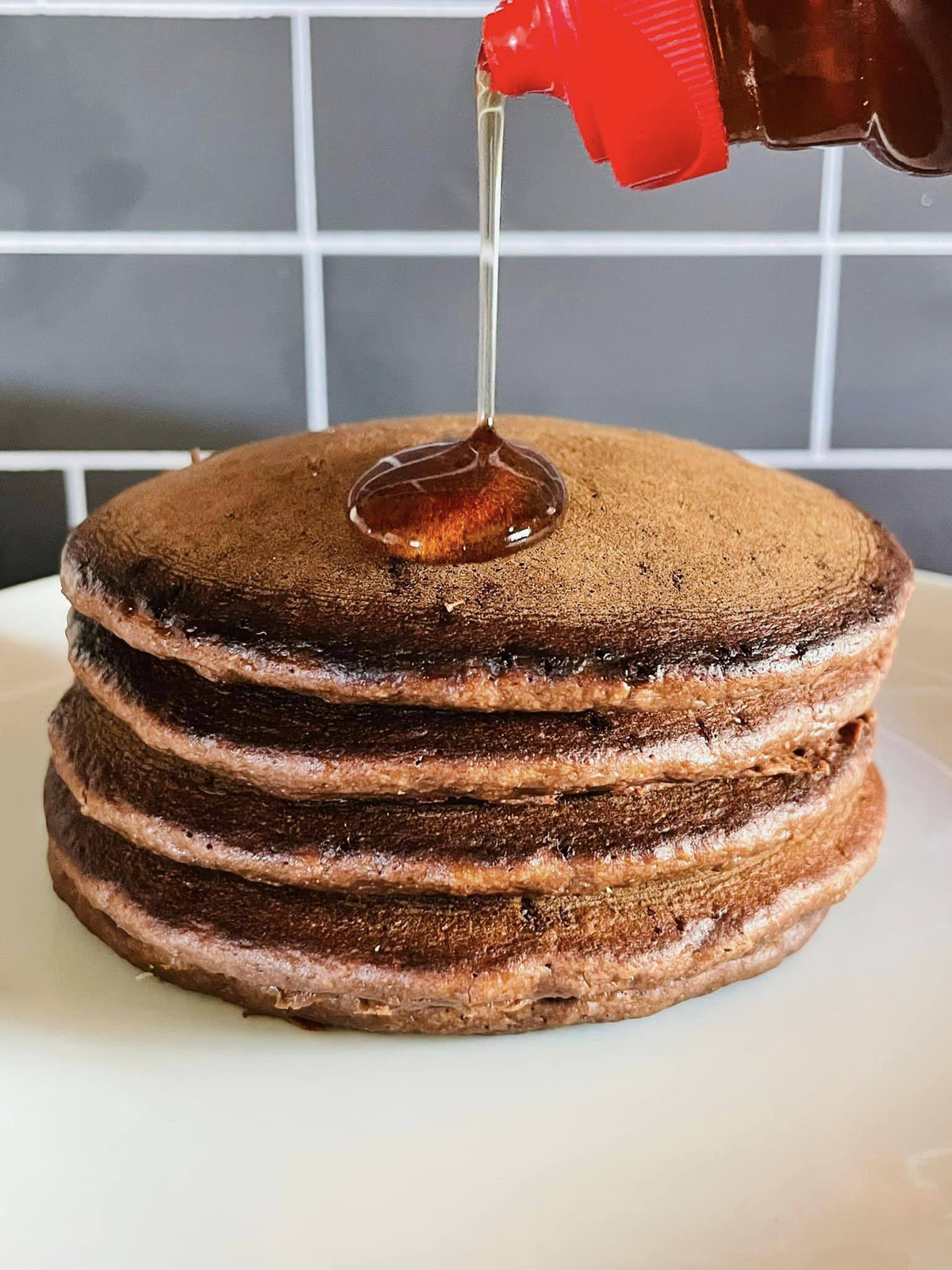Chocolate Pancakes / Pancakes, Waffles & French Toast / RECIPES | dontweightup