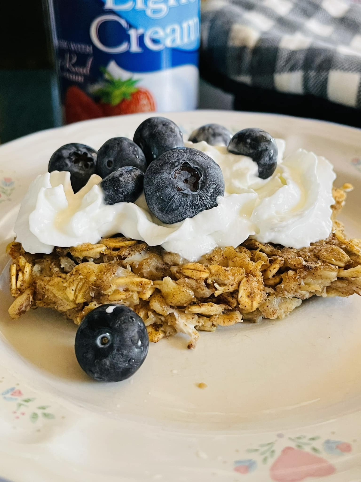 One Dish Banana Baked Oats / Breakfast / RECIPES | dontweightup