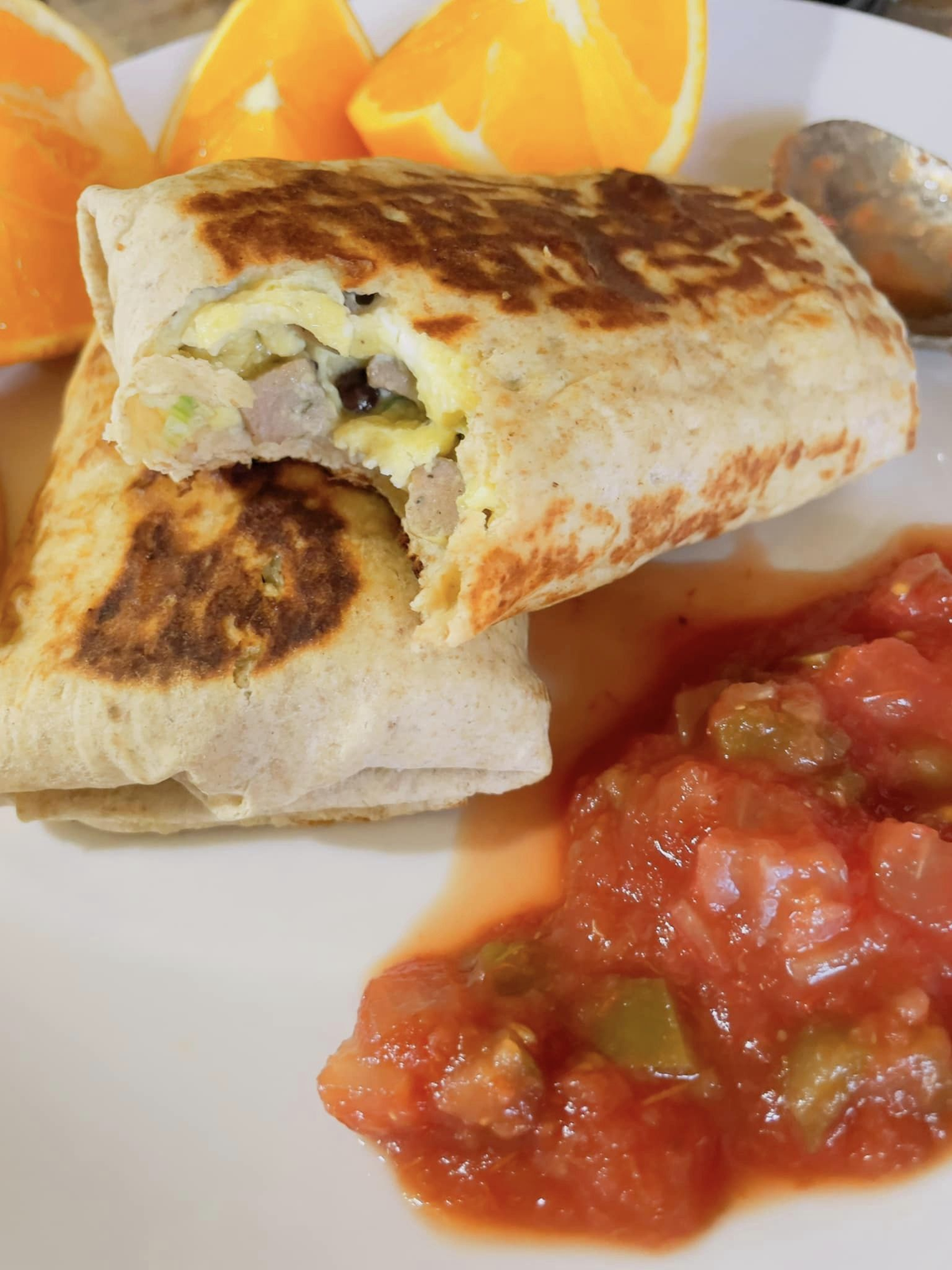 Crunchy Mexican Breakfast Wrap / Breakfast / RECIPES | dontweightup