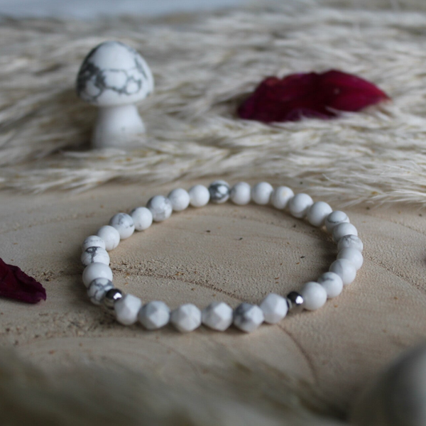 "Apaisement" Howlite - 6mm