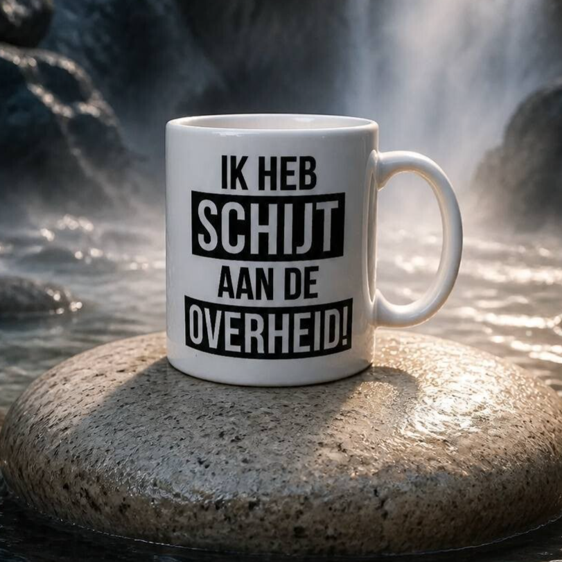 Mok"Schijt aan de overheid"