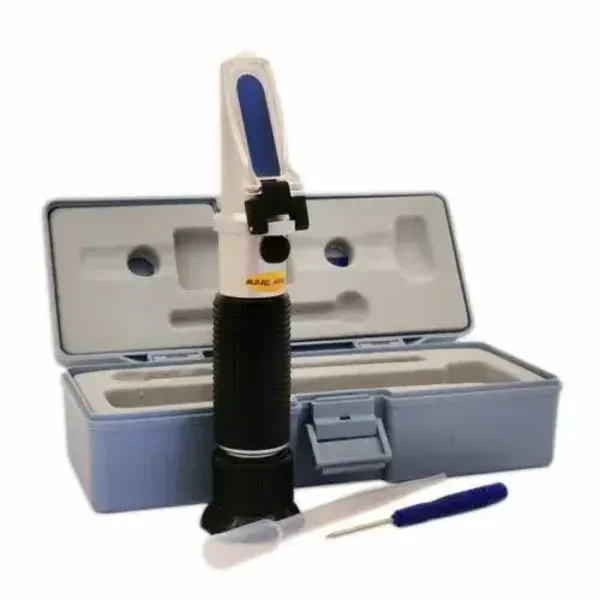 Refraktometer ATC 0 – 32 °Brix och 1.000 – 1.120 SG