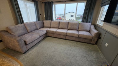 BENZ corner sofa detail