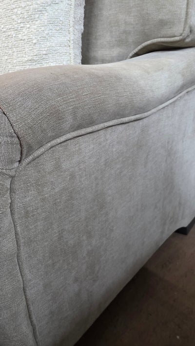 WILSON upholstery side detail