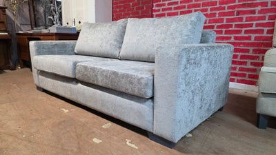 LENNON sofa upholstery detail