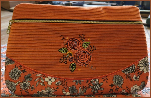 ✨ Pochette Rétro en Velours Côtelé – Broderie & Appliqué ✨
