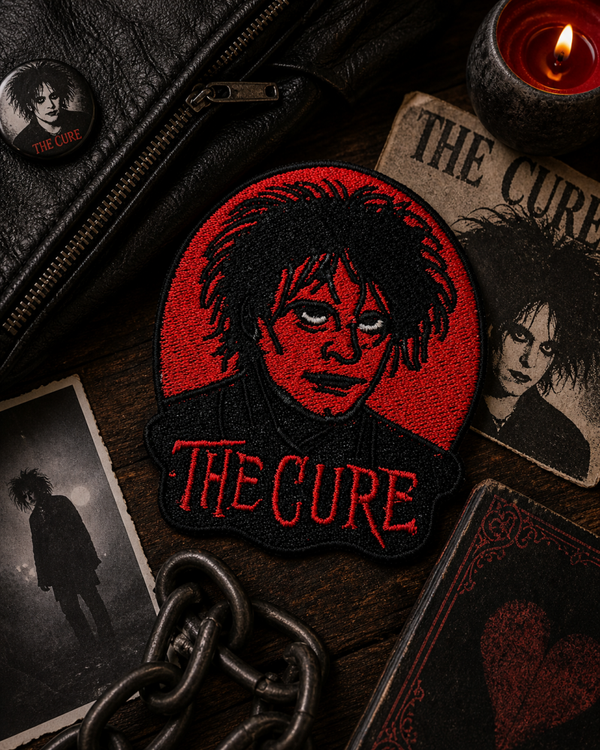 🔴Patch brodé The Cure rouge – portrait graphique rock gothique écusson
