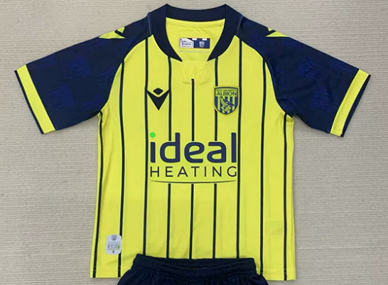 West Bromwich Albion 3