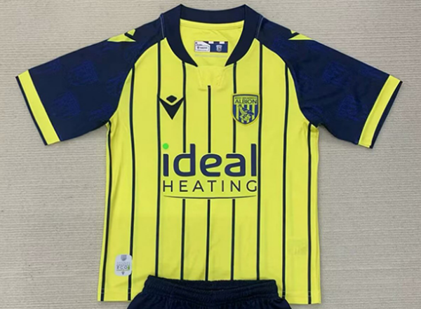 West Bromwich Albion 3