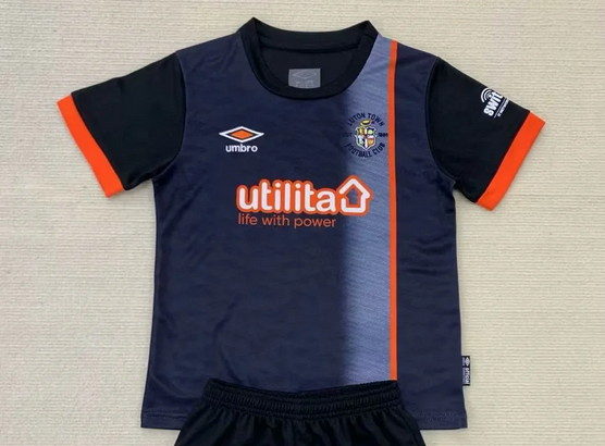 Luton Town 1