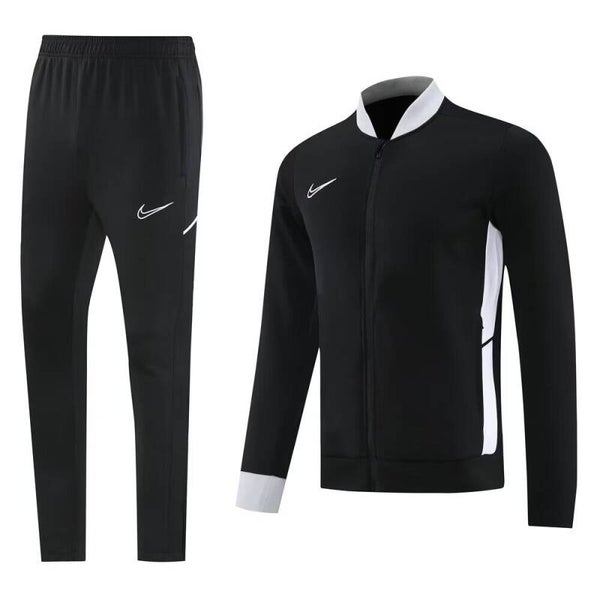 Chandal Paseo Nike
