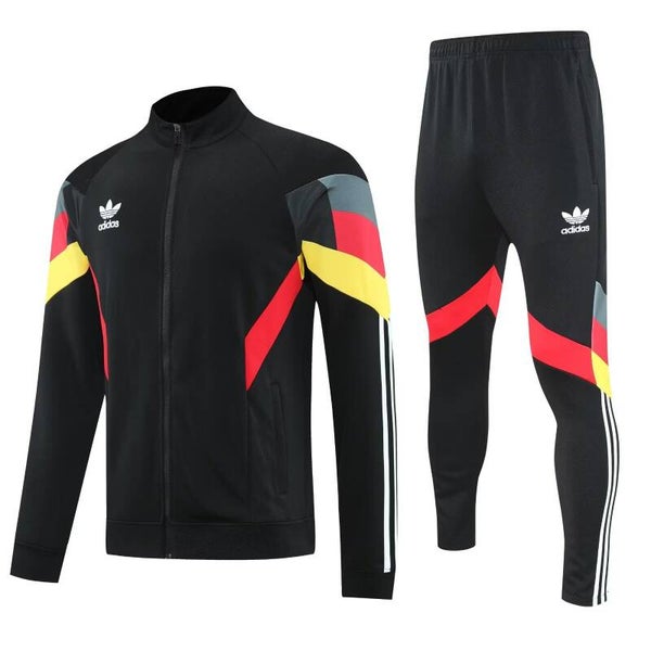 Chandal Paseo Adidas