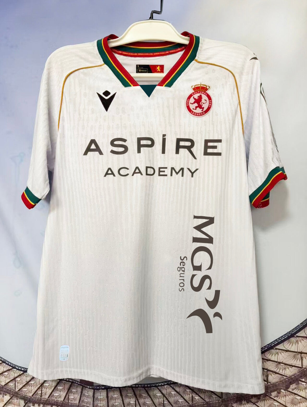 Cultural Y Deportiva Leonesa 1