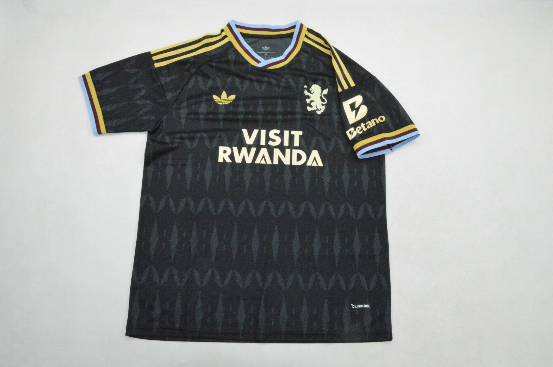 Aston Villa 2