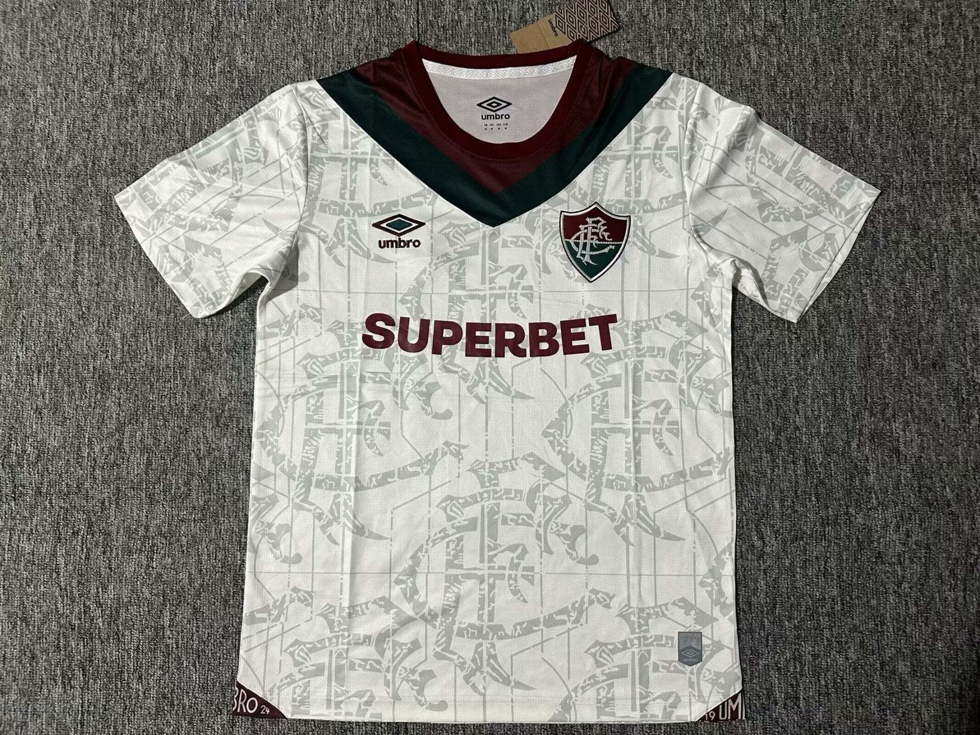 Fluminense 3
