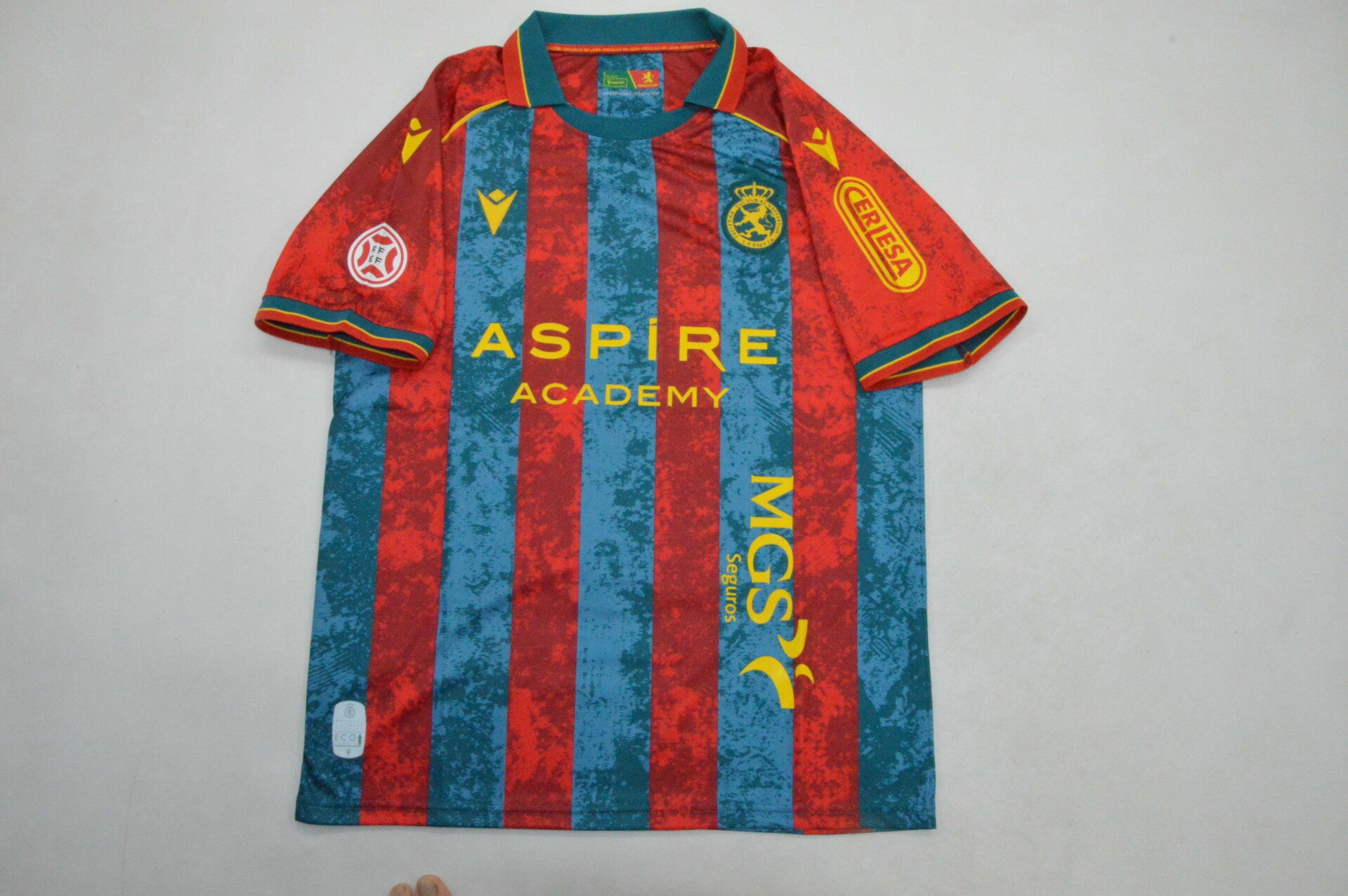 Cultural Y Deportiva Leonesa 2