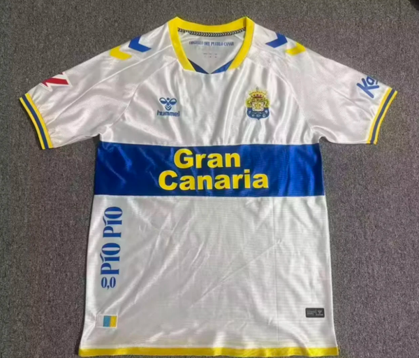 UD Las Palmas 3 +