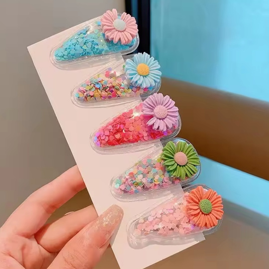 3D girls glitter clips