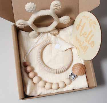 Baby teething gift set