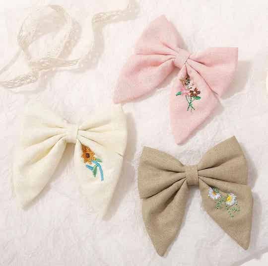 Large cotton bow clip