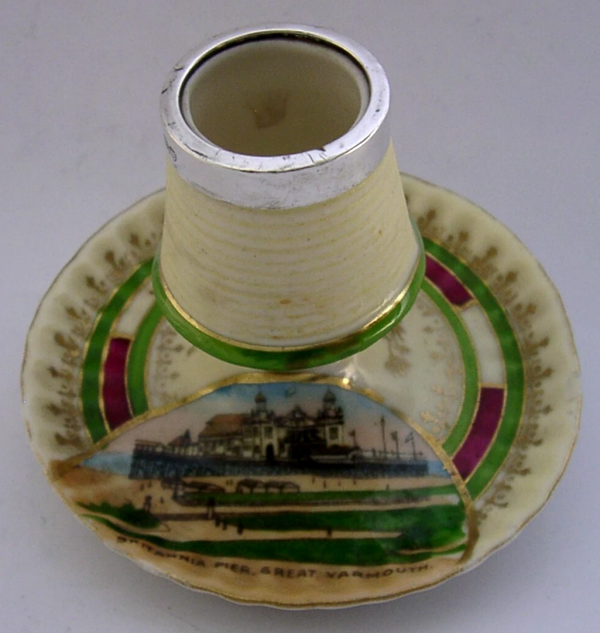 UNUSUAL GREAT YARMOUTH PIER STERLING SILVER RIMMED MATCHSTRIKER 1911 ANTIQUE
