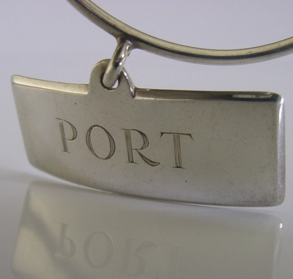 UNUSUAL STERLING SILVER PORT DECANTER BOTTLE COLLAR LABEL 1989 BARWARE 34g