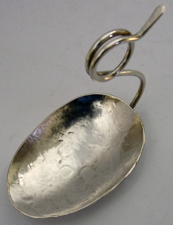 RARE NORMAN CHEYNEY STERLING SILVER HAND MADE SPOON ARTS & CRAFT 1990 41g