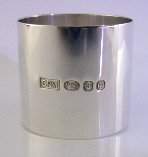 ENGLISH SOLID STERLING SILVER NAPKIN RING 2004 STYLISH 24g