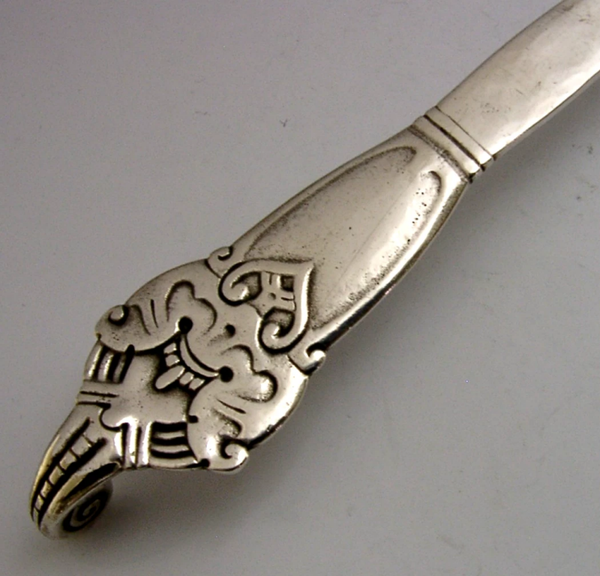 DARGESTIL NORWEGIAN ANTIQUE SOLID SILVER SERVER c1900 DAVID ANDERSEN 108g