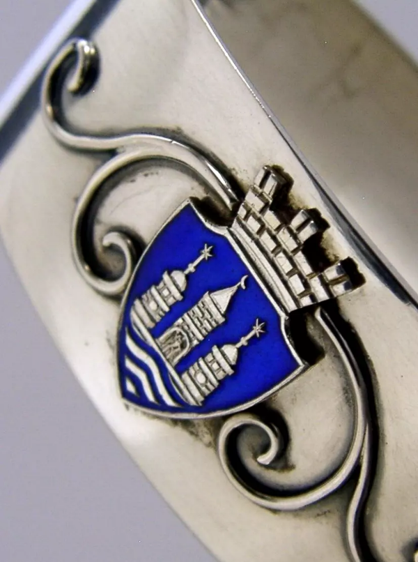PRETTY DANISH ENAMEL SOLID SILVER NAPKIN RING 1930