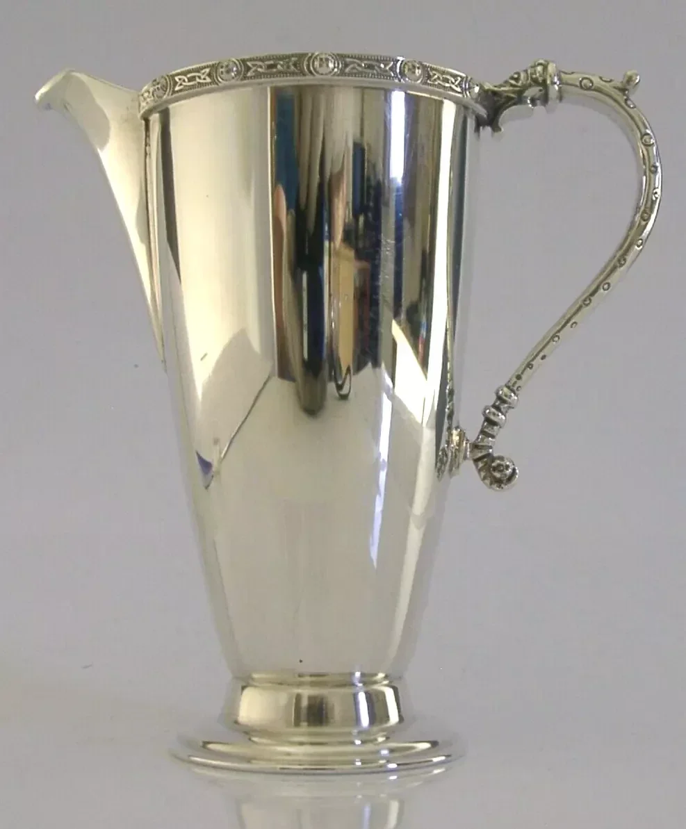 MINT TOP QUALITY CELTIC DRAGON STERLING SILVER JUG 1966 ENGLISH 155g